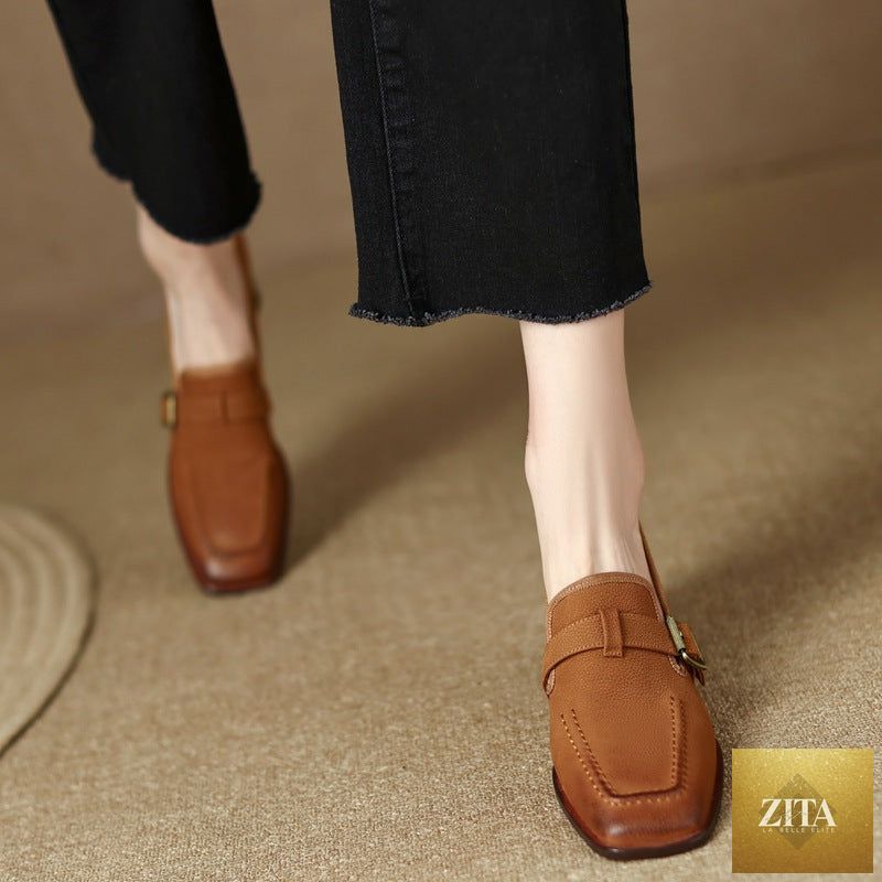 Women's retro British style chunky heel leather shoes by FitiqueFit, featuring round toe and classic commuter design.