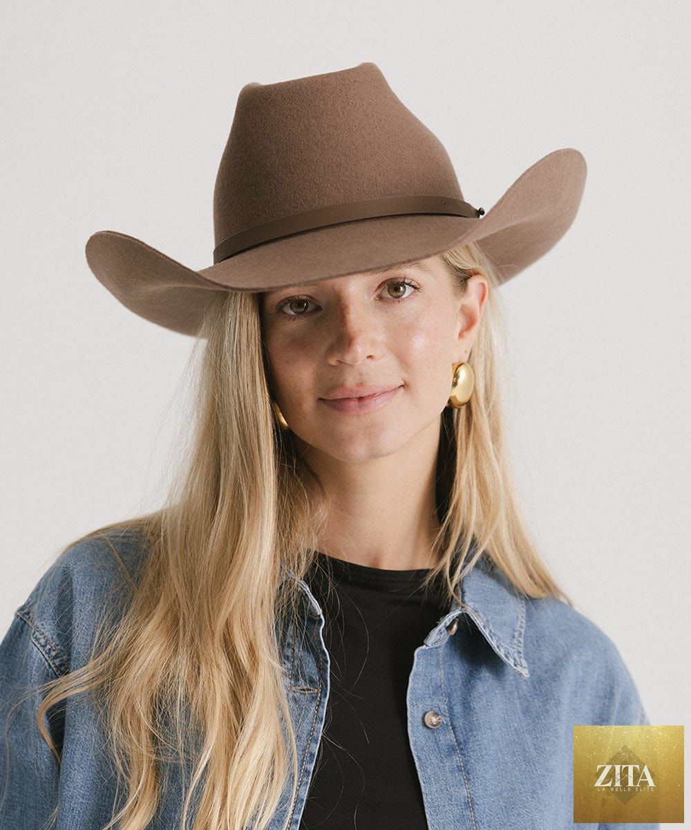 GIGI PIP Shane cowboy hat made of brown felt with curved brim and classic Western style.