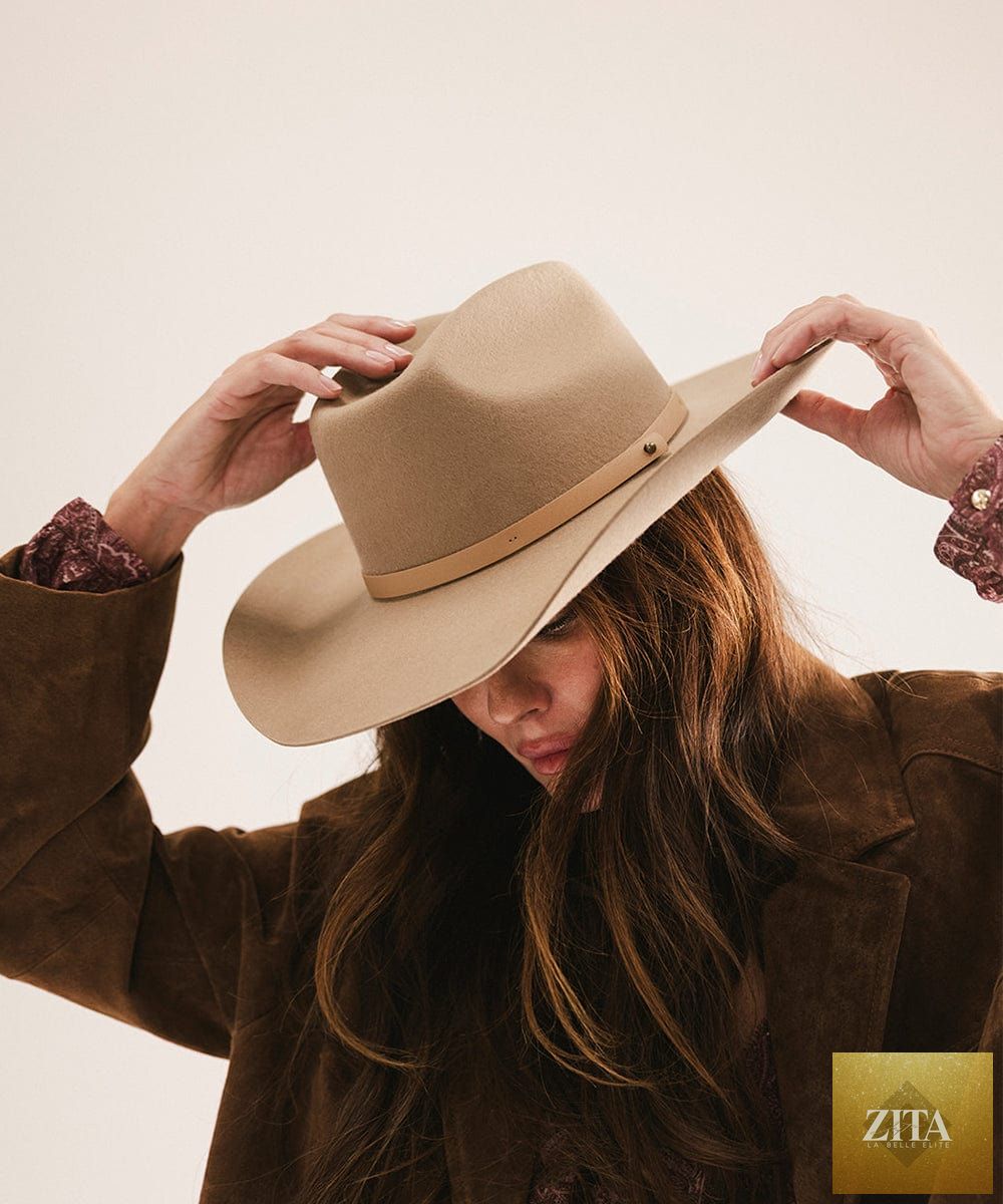 GIGI PIP Shane cowboy hat made of felt, featuring a classic Western style with a wide brim and decorative band.