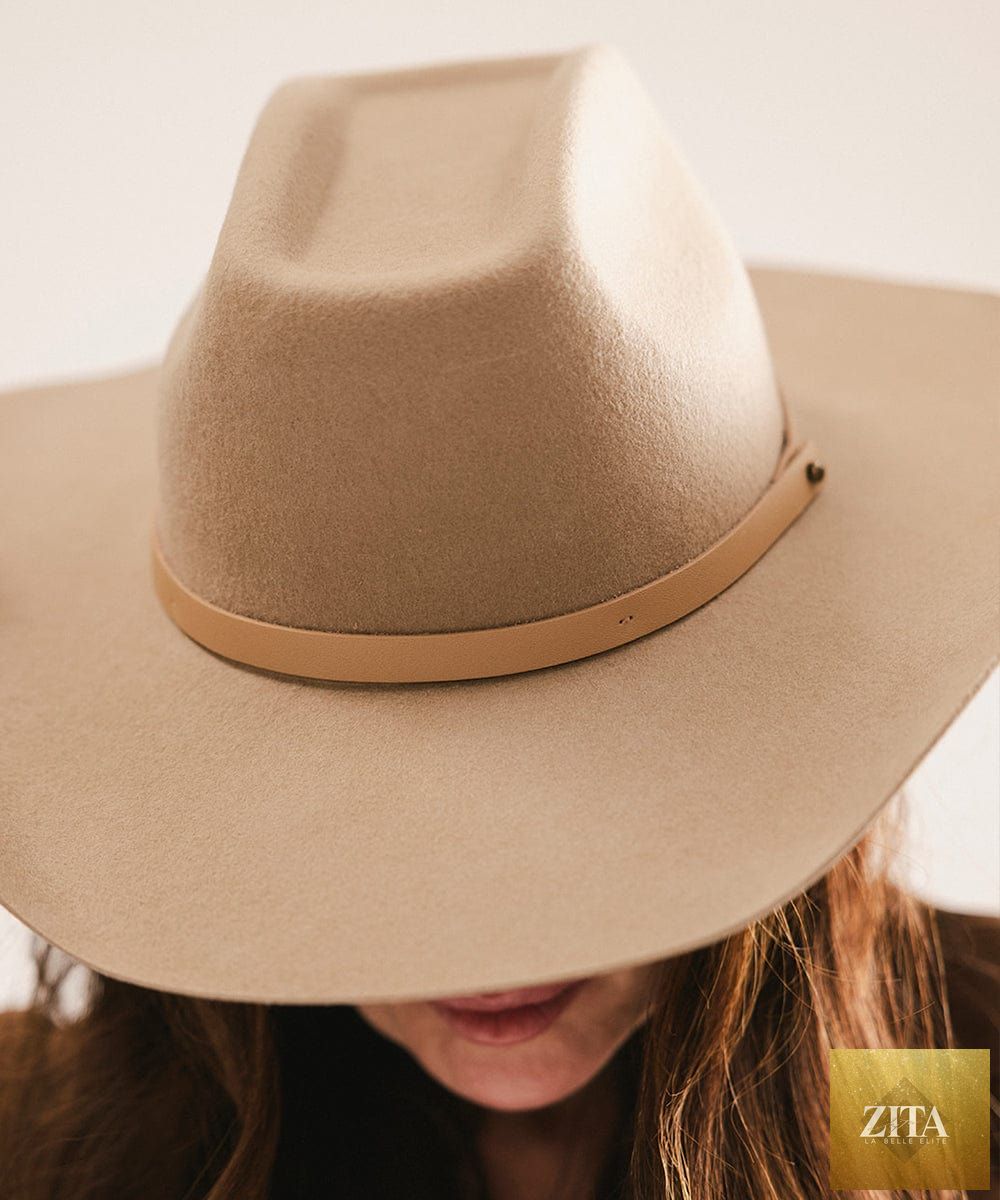 GIGI PIP Shane cowboy hat made of felt with classic western style, wide brim, and decorative band.