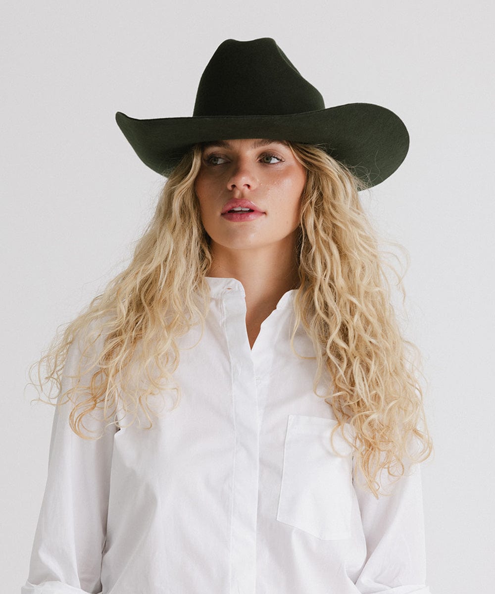 GIGI PIP Teddy Cattleman cowboy hat made of felt, featuring a wide brim and classic Western style.