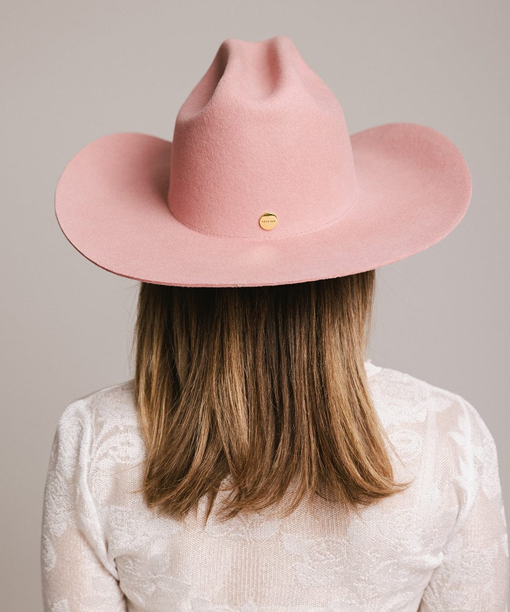 GIGI PIP Teddy Cattleman cowboy hat made of felt with a wide brim and classic Western style.