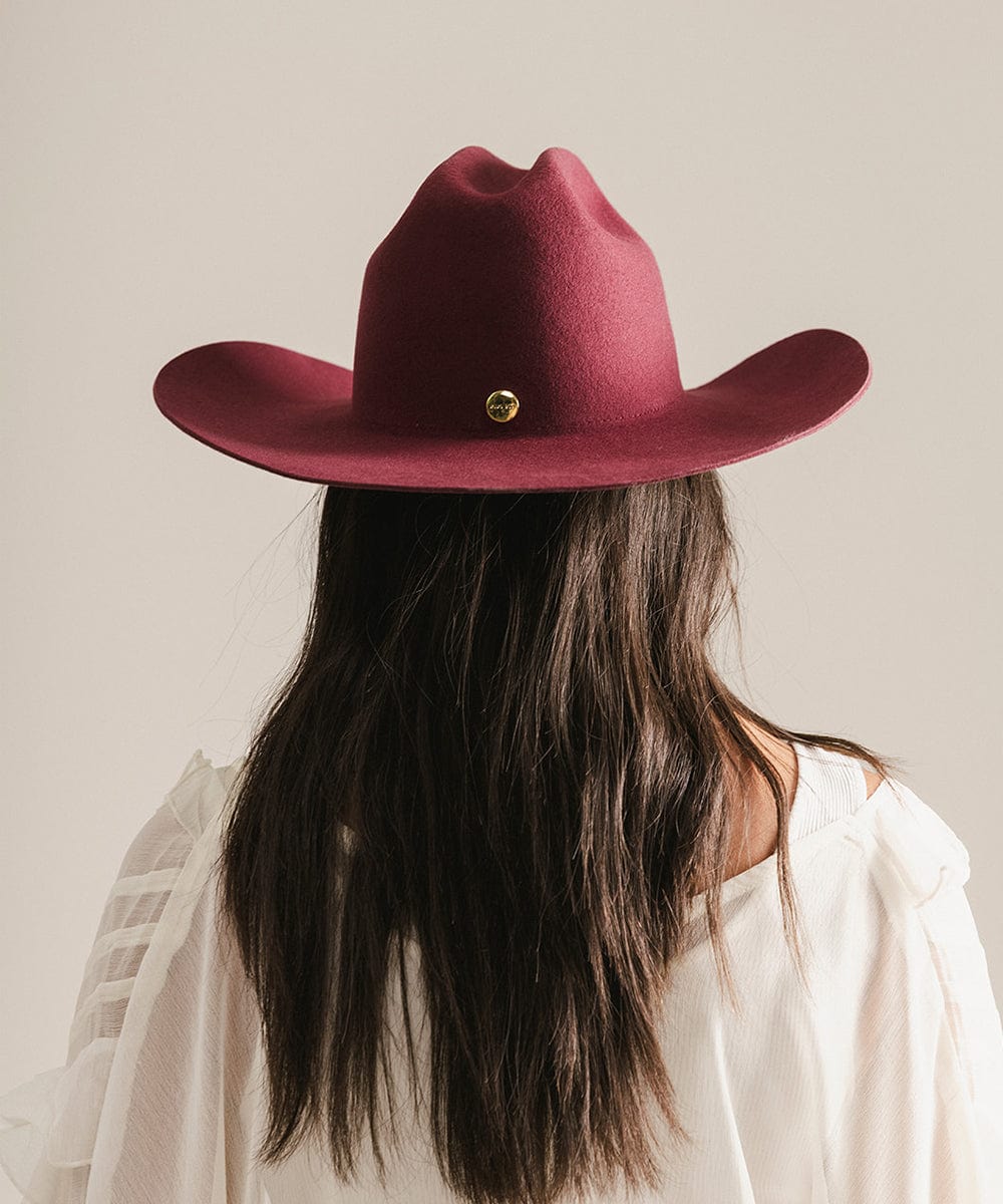 GIGI PIP Teddy Cattleman cowboy hat made of felt, featuring a wide brim and classic Western style.