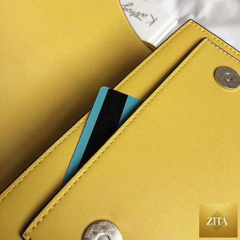 Elegant Stevvex genuine leather women's handbag with large capacity, stylish designer PU shoulder bag for women.