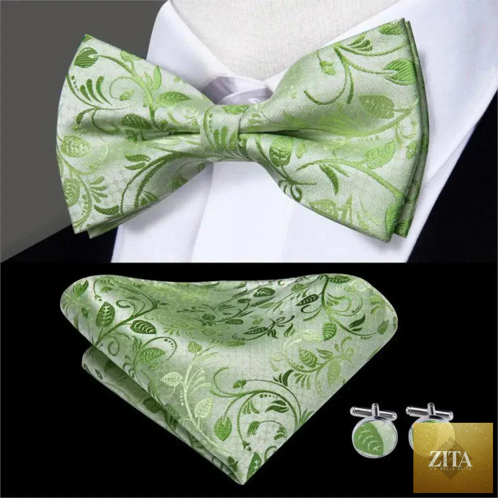 Beige silk butterfly bow tie with cufflink set for men, elegant wedding or prom accessory, by Stevvex.