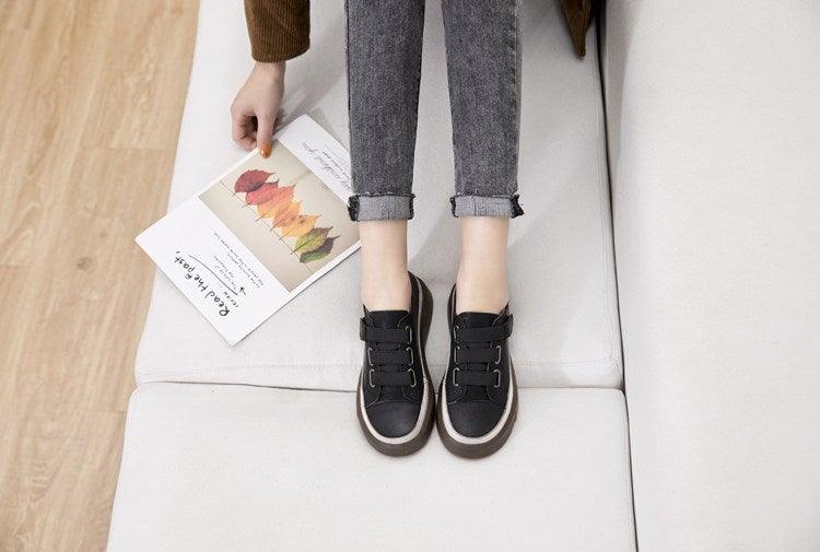 Stevvex luxury leather women's sneakers with soft, genuine leather, casual flat shoes perfect for spring and comfortable walking.