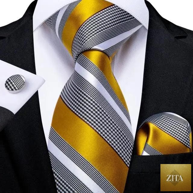 Stevvex luxury men's wedding floral silk necktie, matching hanky, and cufflinks set with classic design for formal occasions.