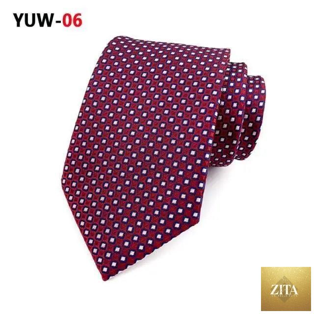 Stevvex men's elegant silk necktie with a sophisticated design, suitable for business, wedding, and formal office wear.