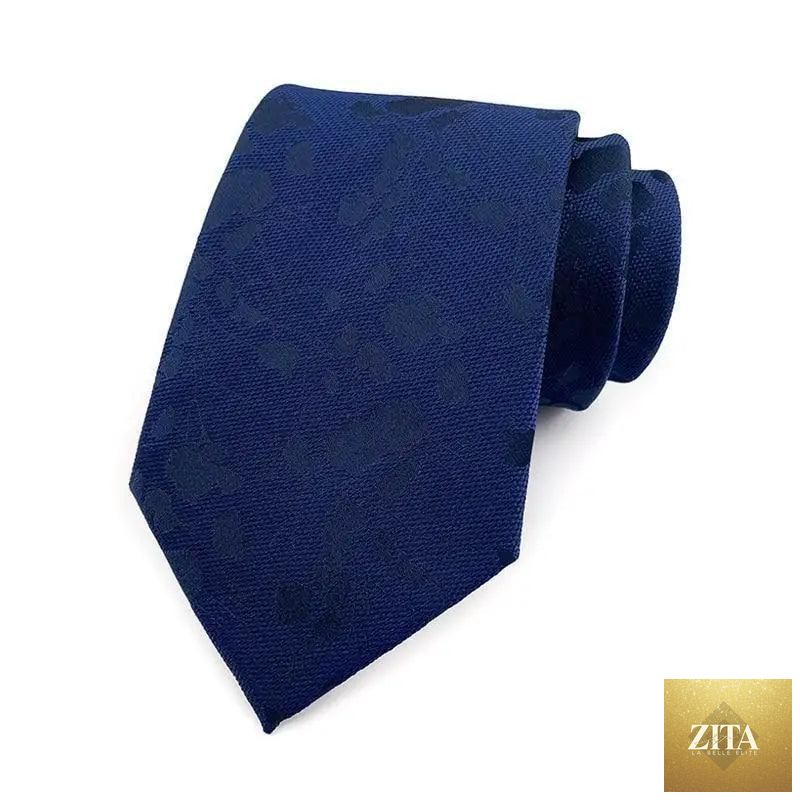 Elegant men's silk necktie featuring a sophisticated design, ideal for business, formal occasions, and weddings by Stevvex.