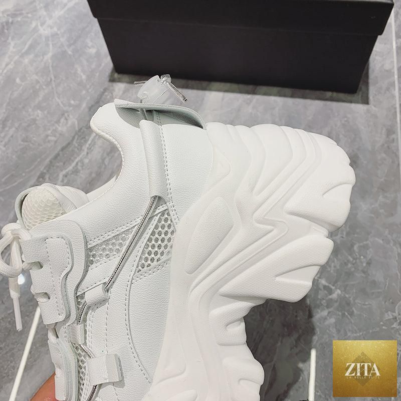 White Stevvex thick platform sneakers for women, lace-up vulcanize shoes, stylish, comfortable lightweight tennis trainers for walking.