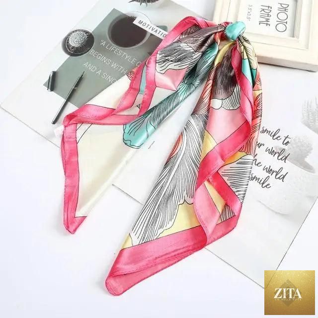Stevvex multi-functional square silk scarf, 60x60cm, as a headband or hair accessory, featuring a satin handkerchief design.