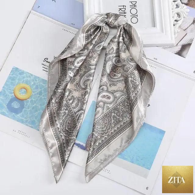 Stevvex multi-functional square silk scarf 60x60cm styled as headband, hairband, or neck accessory in elegant satin fabric.