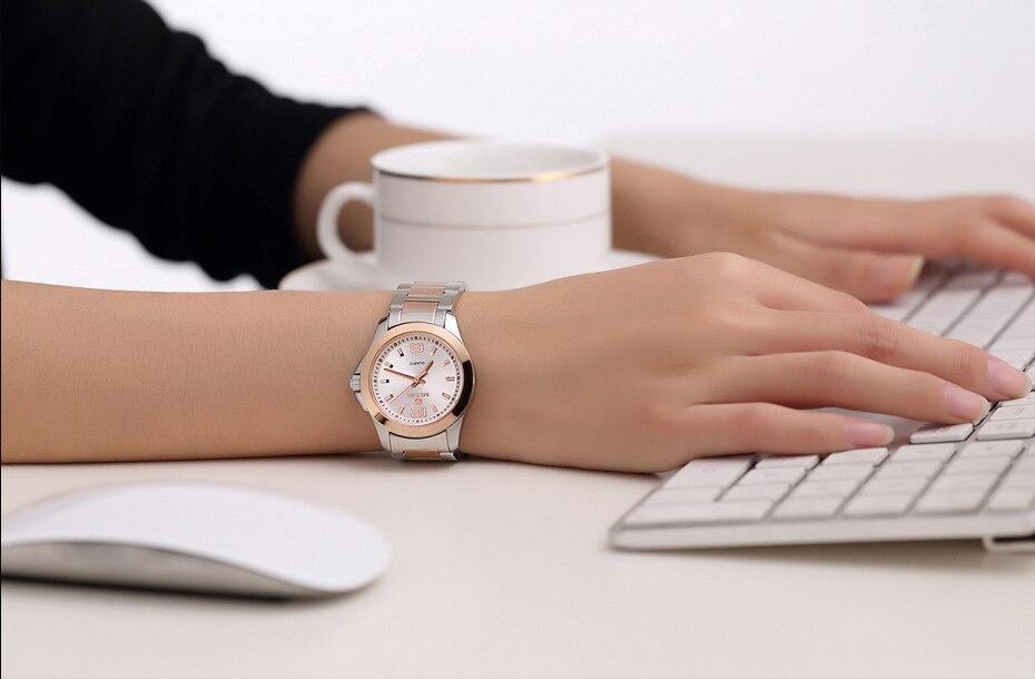 Stevvex luxury gold rose women’s waterproof analog wristwatch with elegant, modern design and stylish details.