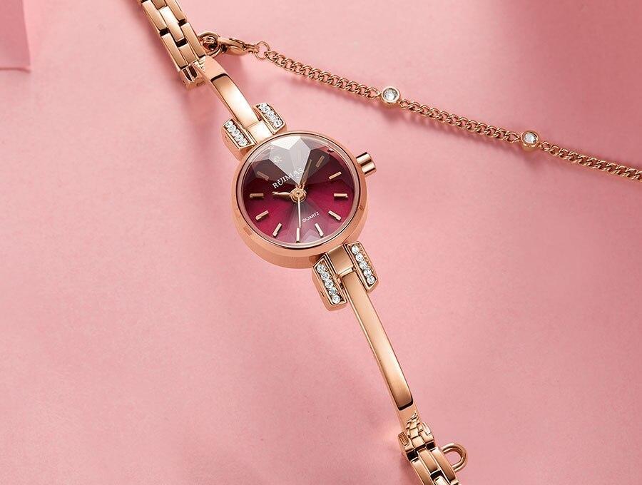 Silver women's wristwatch by Stevvex with a modern bracelet design, mini round face, quartz movement, waterproof, and elegant style.