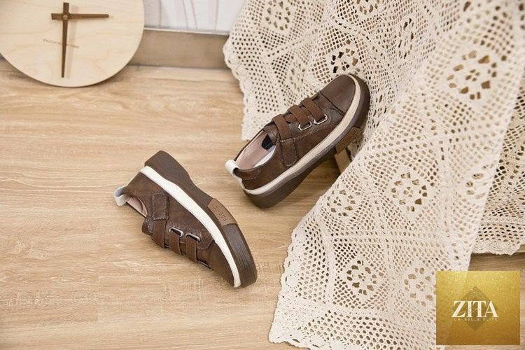 Stevvex women's luxury leather sneakers with casual flat design, soft genuine leather, perfect for comfortable spring walking.