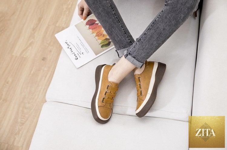 Stevvex women's casual leather sneakers with soft soles, stylish flat design, perfect for comfortable spring walking and everyday wear.