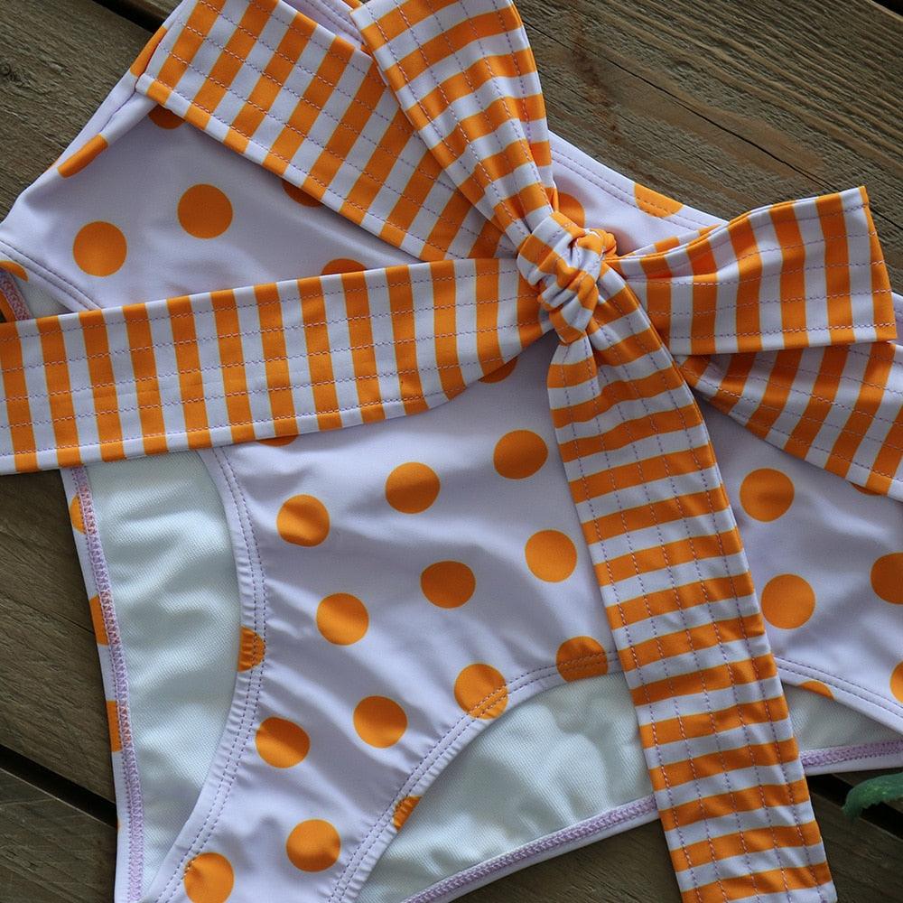 Stevvex two-piece women's push-up padded bikini set with ruffles, low-rise bandage swimsuit, perfect for beachwear and swimming.
