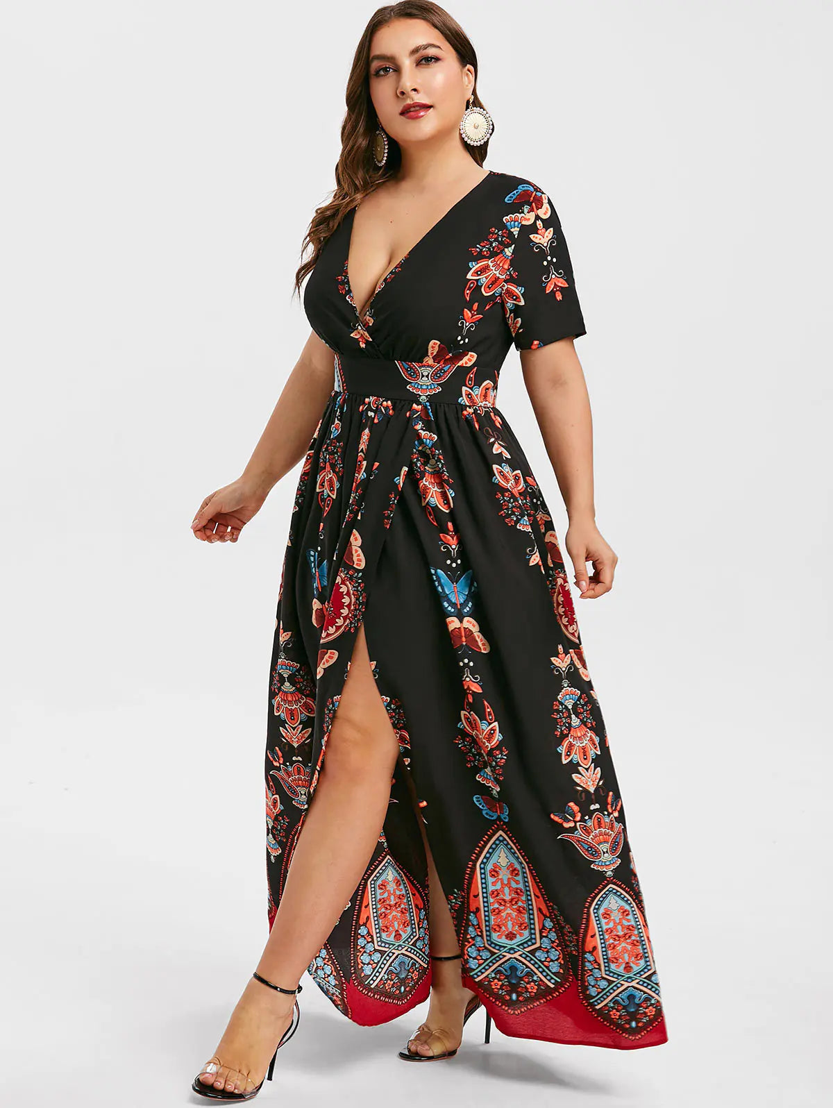 Plus size women’s V-neck dress with an elegant, stylish design, featuring flowing fabric and a flattering fit.