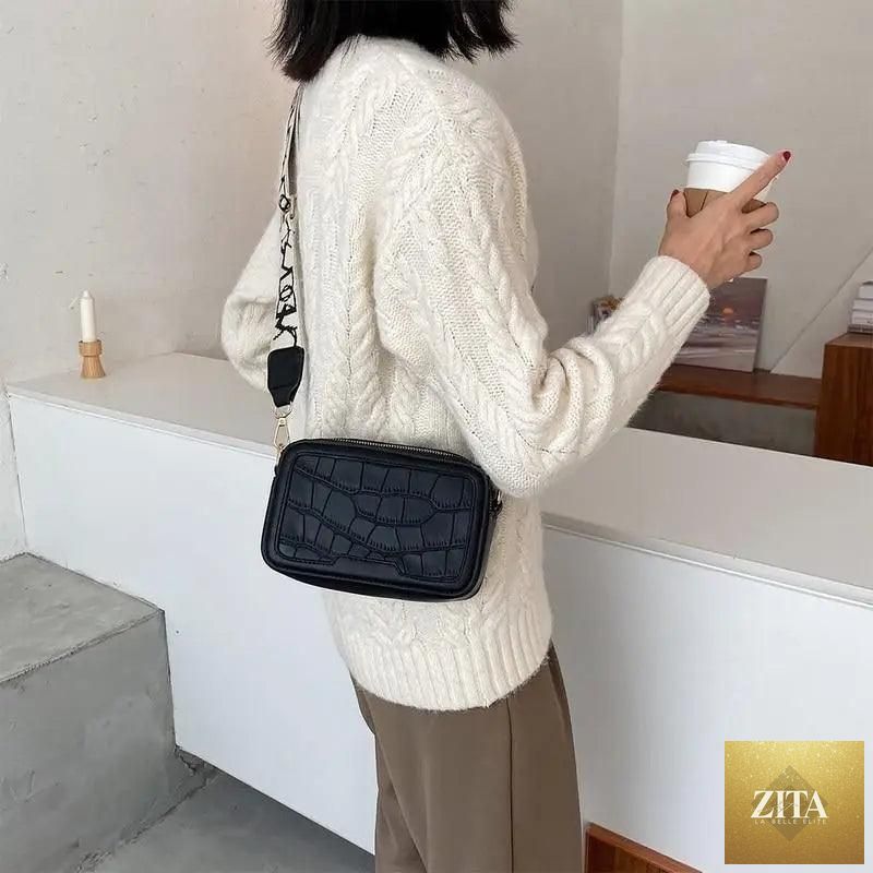 Stevvex retro PU leather waist bag with gold chain strap, stylish fanny pack for women, multifunctional belt and chest bag
