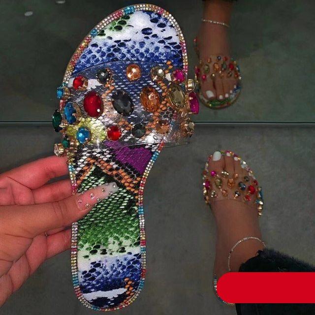 Stevvex women’s flat slide sandals with open toe, clear rhinestones, diamond accents, and slip-on casual and party footwear.
