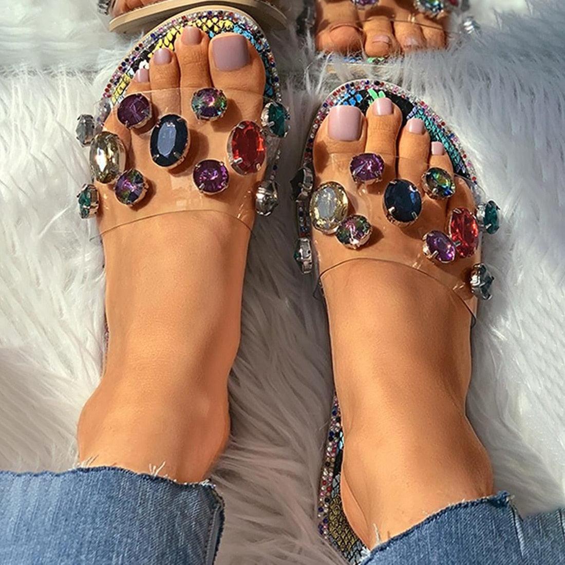 Stevvex women's open-toe slide sandals with clear rhinestones, flat design, casual slip-on flip flops, perfect for parties or everyday wear.