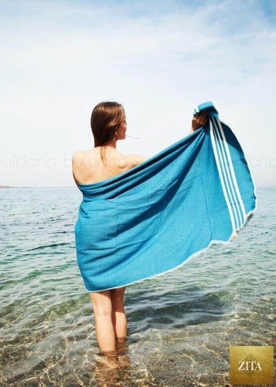 Blue Farm House Turkish Towel by Zita La Belle Elite, without fringe, showcasing soft, woven cotton fabric and traditional design.