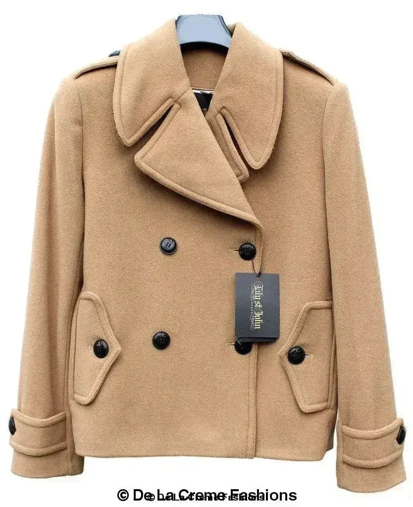 Femstylo Harris Tweed pea coat in camel with contrast details, tailored wool-cashmere blend, stylish jackets and coats.