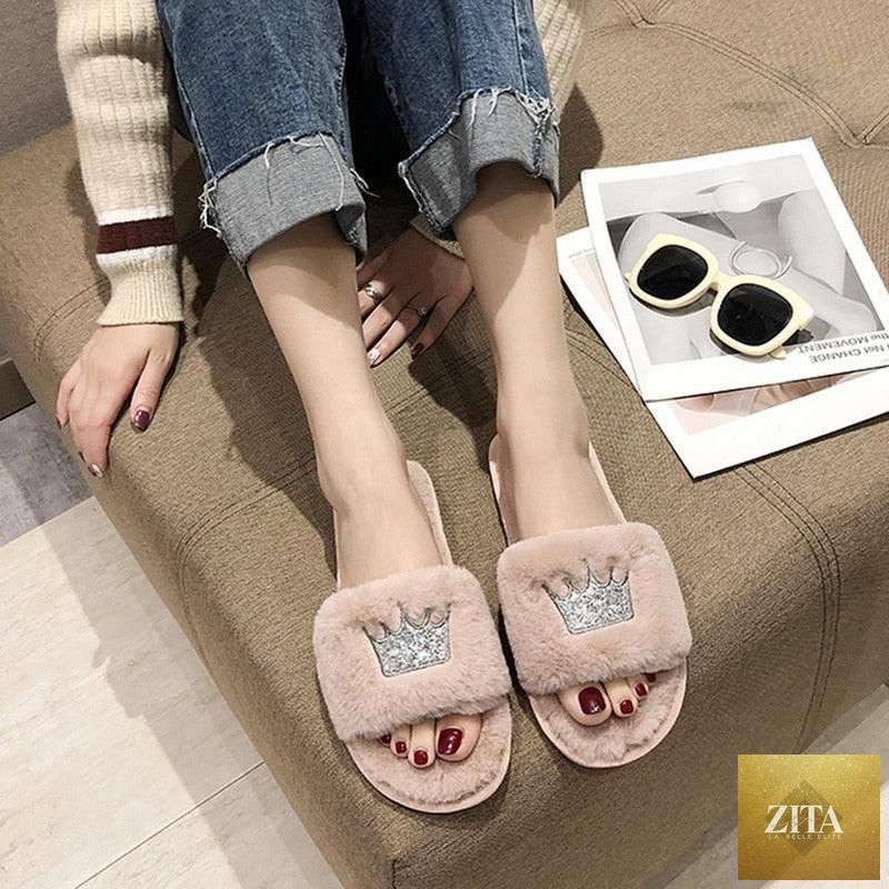 Stevvex women’s warm fluffy faux fur slippers with open toe design, cozy memory foam, heart-shaped slide for indoor comfort.