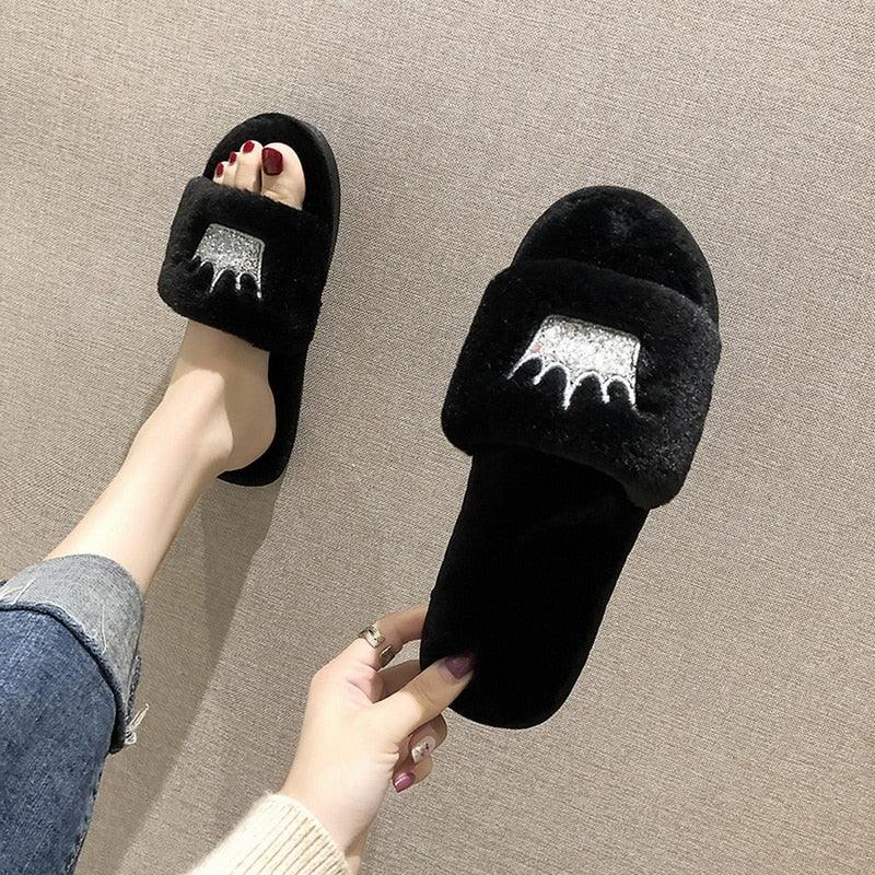 Stevvex women's warm fluffy faux fur slippers with heart-shaped design, soft memory foam, open toe, indoor flat house shoes
