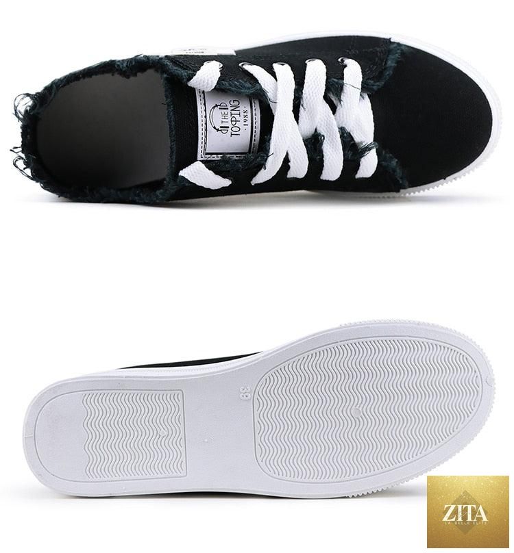 Women’s breathable canvas summer sneakers by Stevvex, low-top white lace-up shoes for casual outdoor tennis and daily wear.