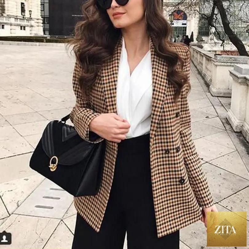 Women’s plaid double-breasted blazer coat by Stevvex, stylish vintage long sleeve office jacket with pockets and chic design.