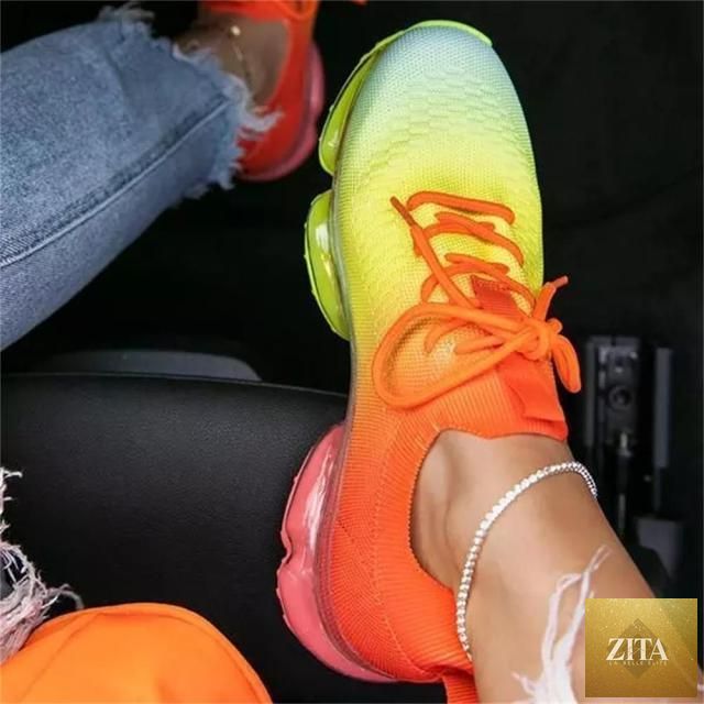 Women Stevvex trendy sneakers with cushion soles, lace-up design, breathable fabric, suitable for running and outdoor sports.