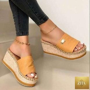 Women's Stevvex high heel sandals with thick soles, platform design, casual summer flip-flops, perfect for beach and outdoor wear.