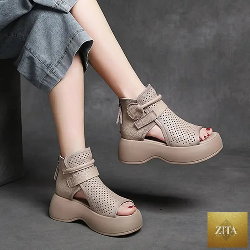 High-top women's retro platform heel sandals with ankle straps and chunky heels, stylishly designed for trendy summer wear.
