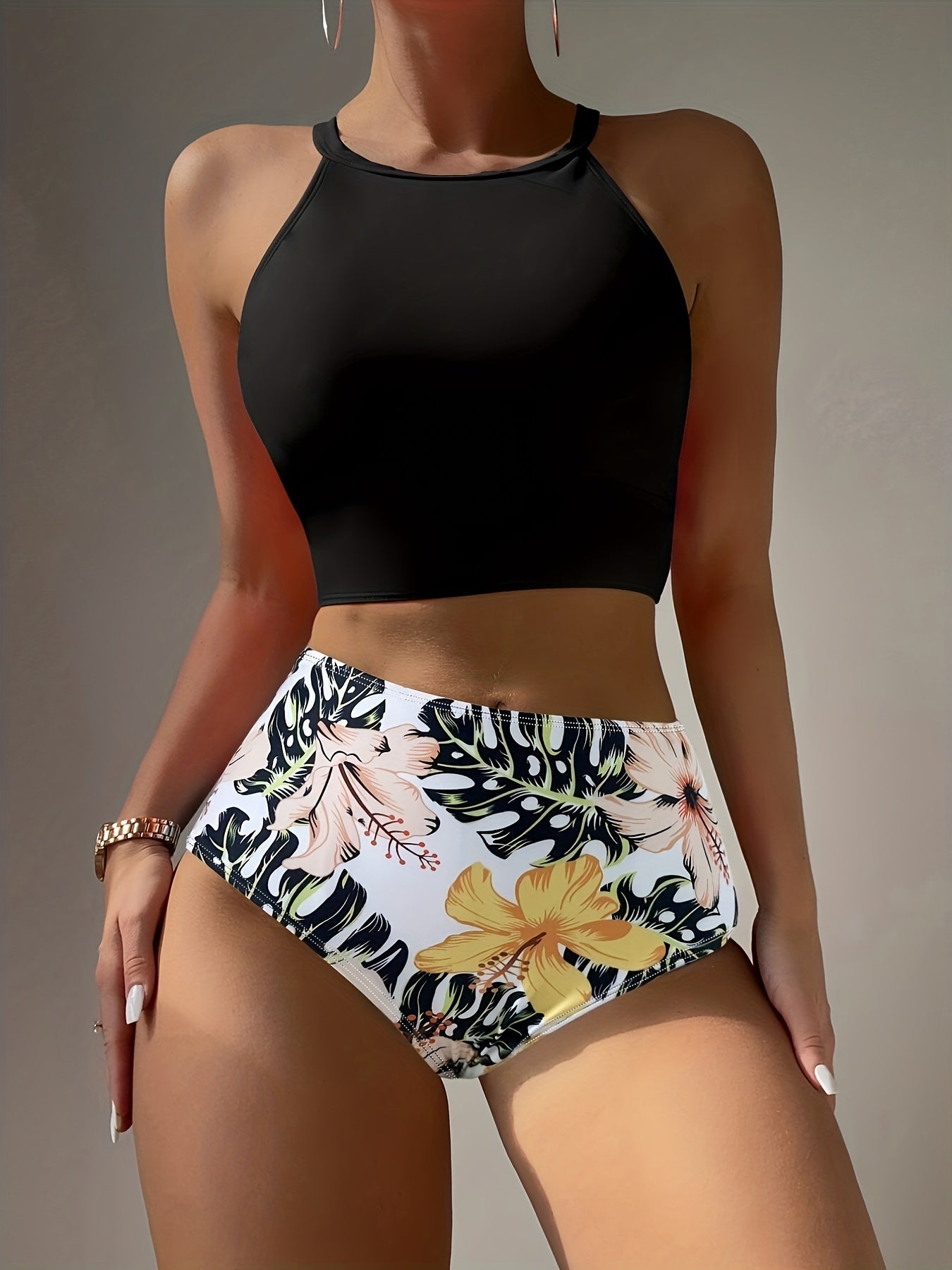 Stevvex Island Bloom high waist bikini set with tropical print, round neckline, and applique details, perfect for summer beach or pool.