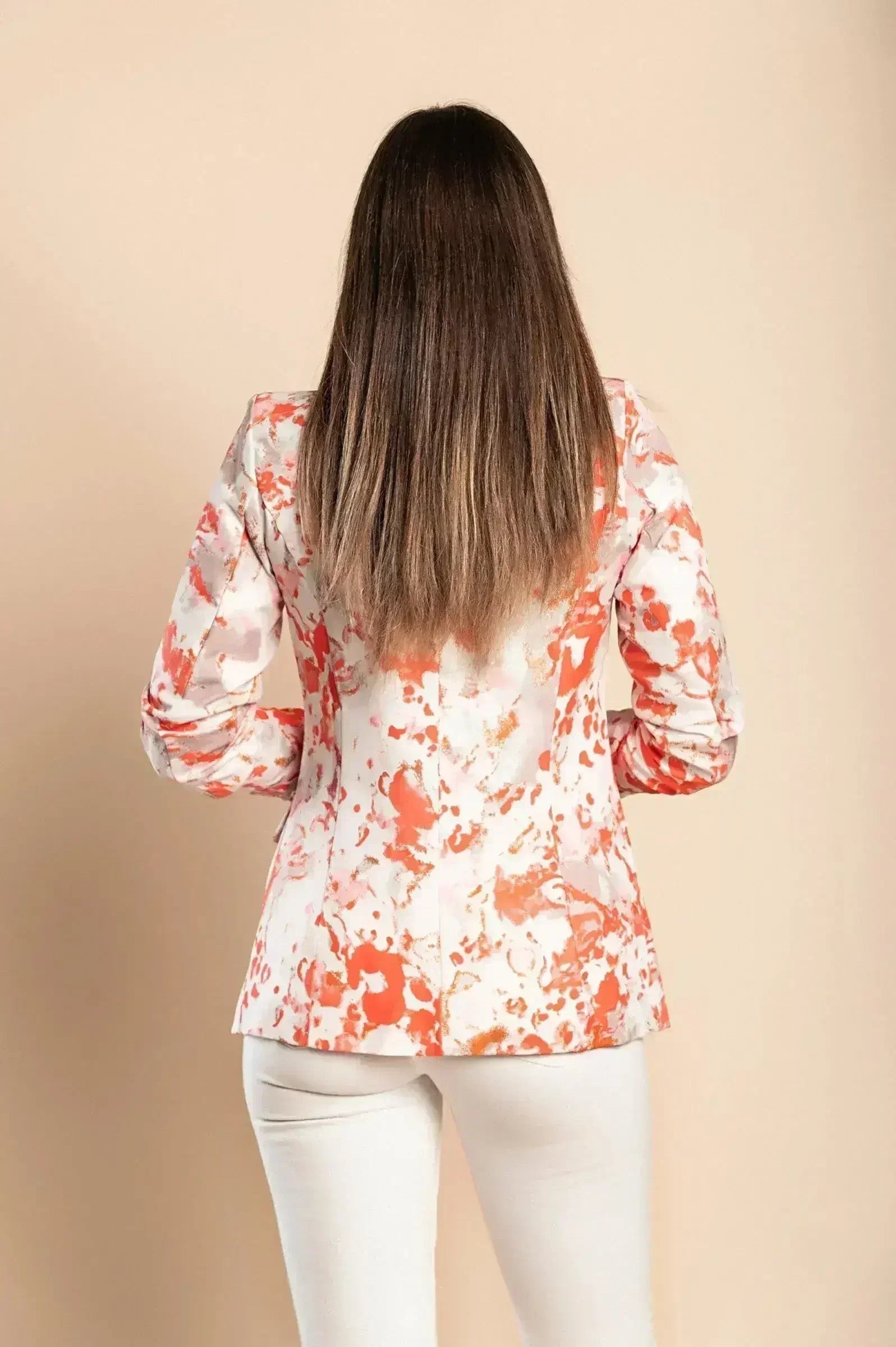 Rose pink long blazer with 3/4 sleeves from Femstylo, Italian-made women's clothing, shown on a model against a neutral background.