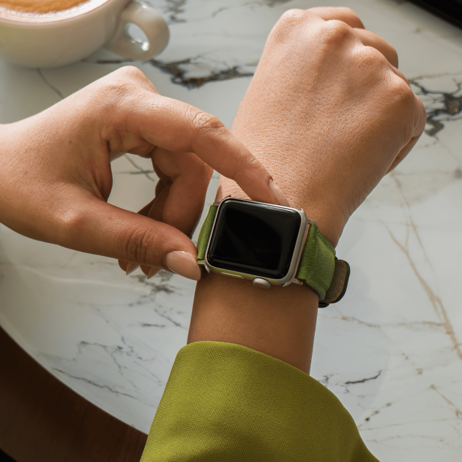 Luxury LEATHERE pink leather double wrap Apple Watch band featuring a stylish design and secure clasp.