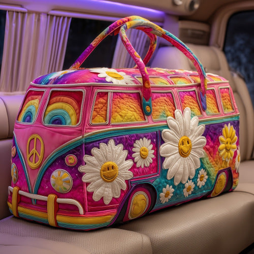 Social Buzz eSIMs quilted travel bag with embroidery, versatile sports and fitness tote, ideal for short trips and outdoor activities.