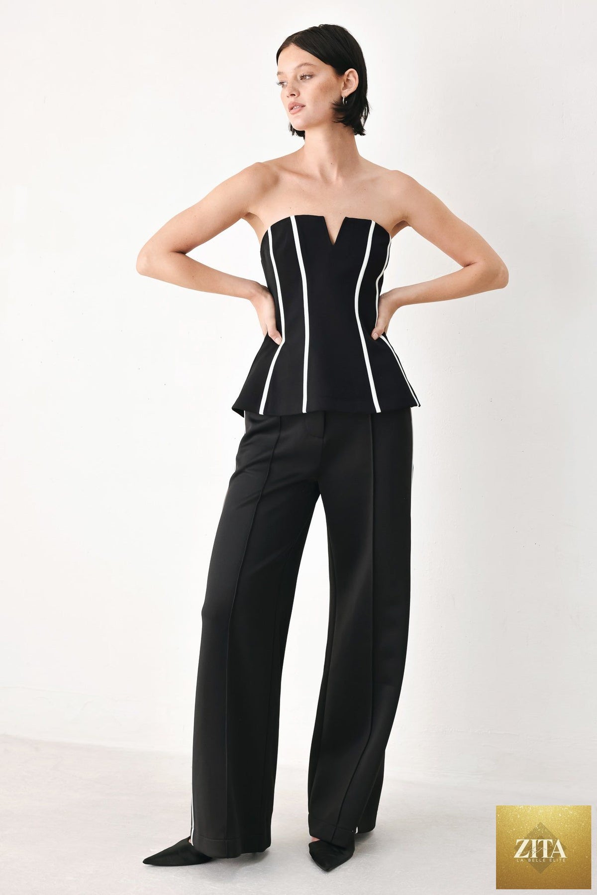 BLACK AND WHITE REIGN WOVEN TUBE TOP