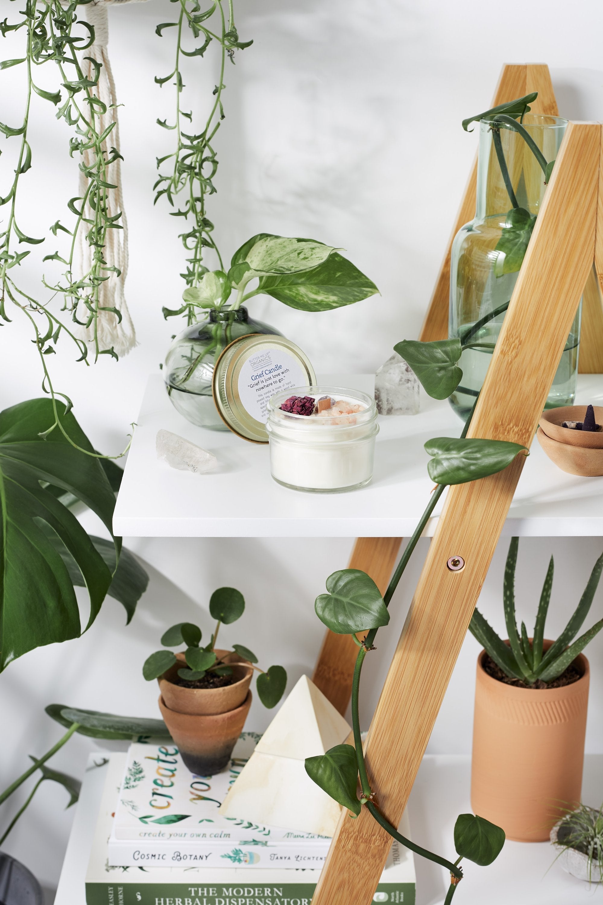 Grief Candle / Intention Candle / Essential Oil Candle / Soy Wax Candl White Smokey