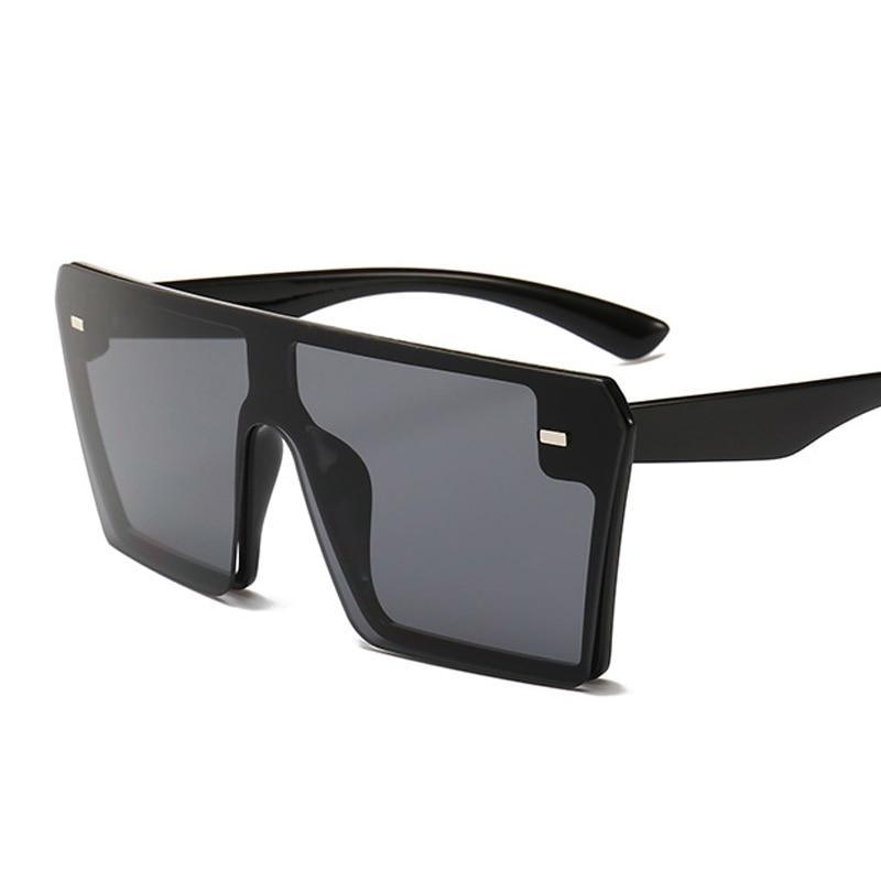 Stevvex modern oversized square sunglasses for women with mirror lenses and UV400 protection, stylish luxury fashion eyewear