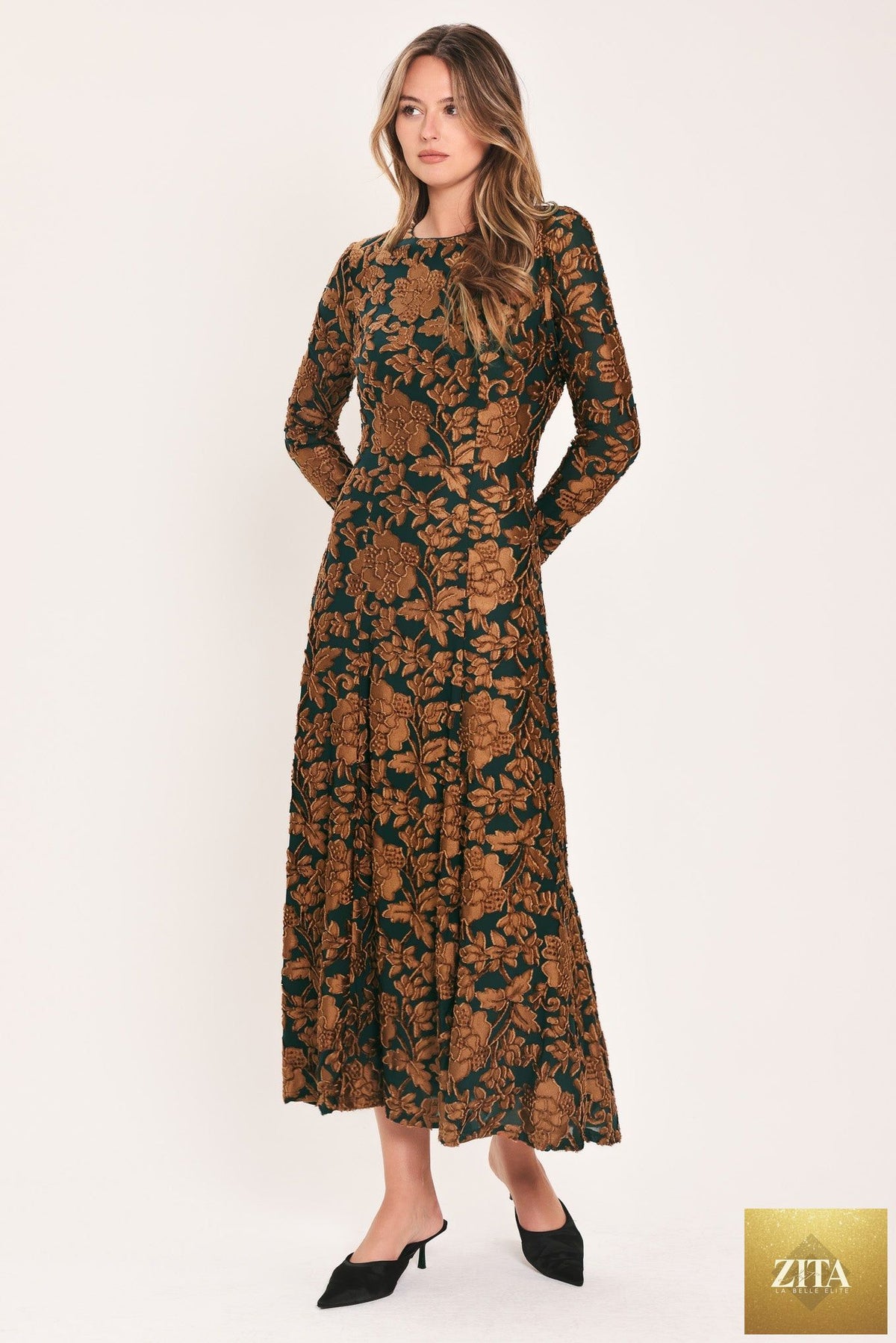 EMERALD ENCHANTMENT KELLY GREEN BURNOUT VELVET MAXI DRESS