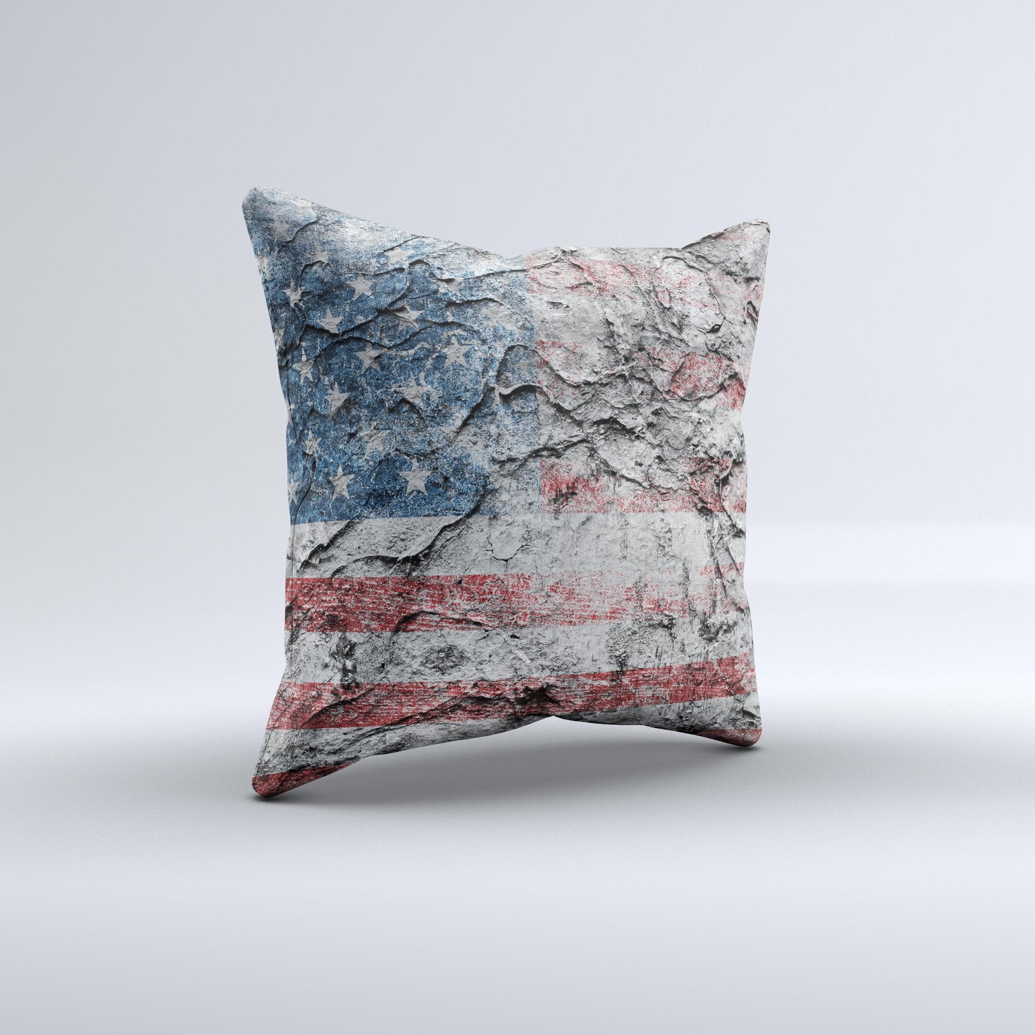 Aged and Wrinkled American Flag  Ink-Fuzed Decorative Throw Pillow