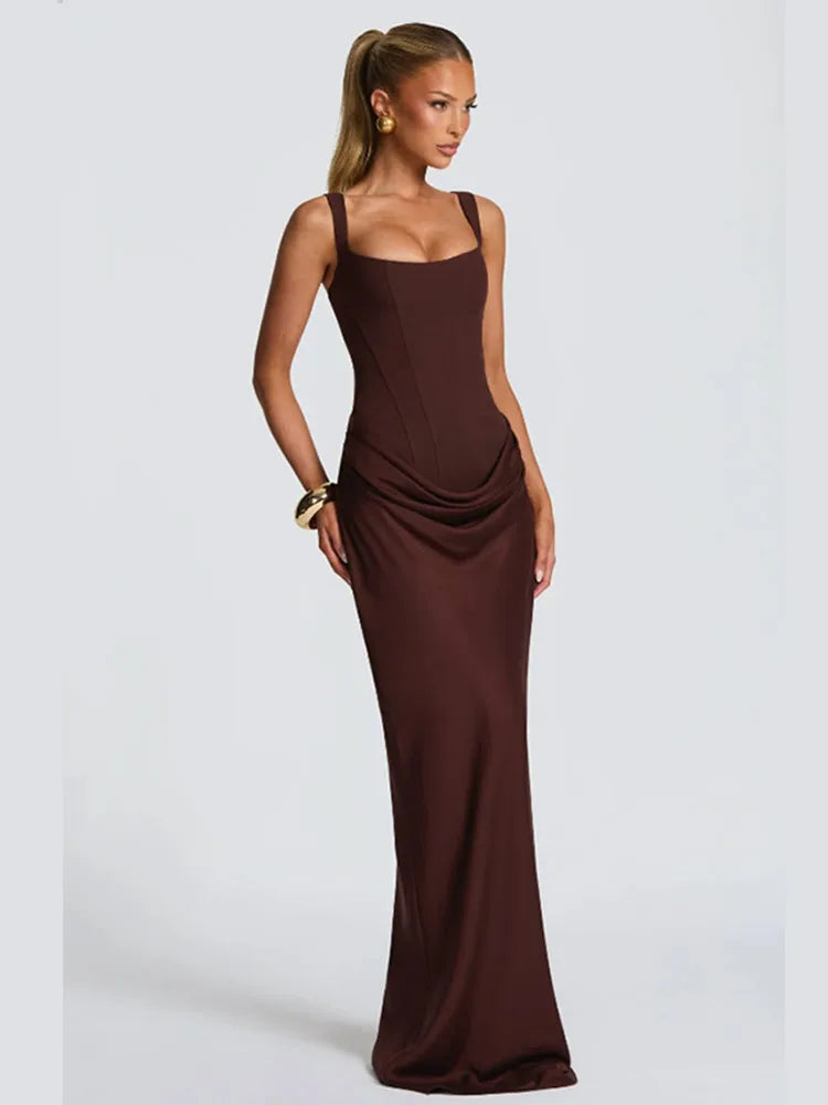 Solid pleated strapless women's dress with backless, off-shoulder design, high waist, and side slit for summer evening parties.