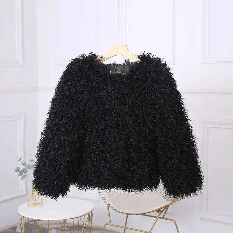 TARUXY Fashion Luxury Cropped Faux Fur Coat Women's Winter 2025 Ins Hot Fluffy Short Faux Fur Jacket Street Style Warm Outwear ZITA LA BELLE ÉLITE