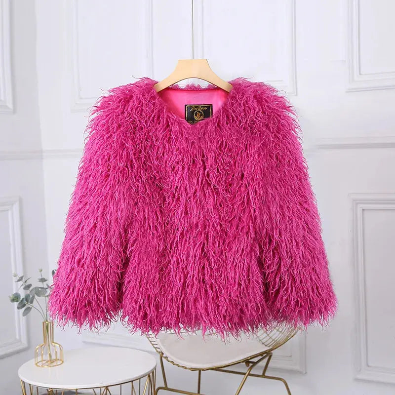 TARUXY Fashion Luxury Cropped Faux Fur Coat Women's Winter 2025 Ins Hot Fluffy Short Faux Fur Jacket Street Style Warm Outwear ZITA LA BELLE ÉLITE