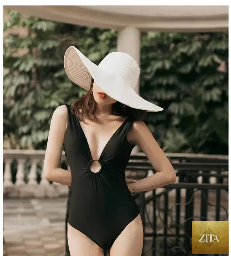Women Sun Hat Big Eaves Waves Beach Cap Ladies Hat Big Brim Sun Visors UV Cut Bucket Panama Cap Foldable Straw Sunscreen Vintage