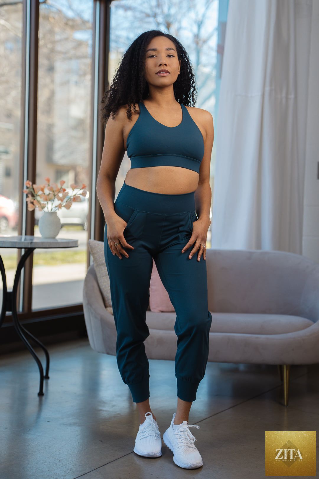 GRAVITY resilient jogger