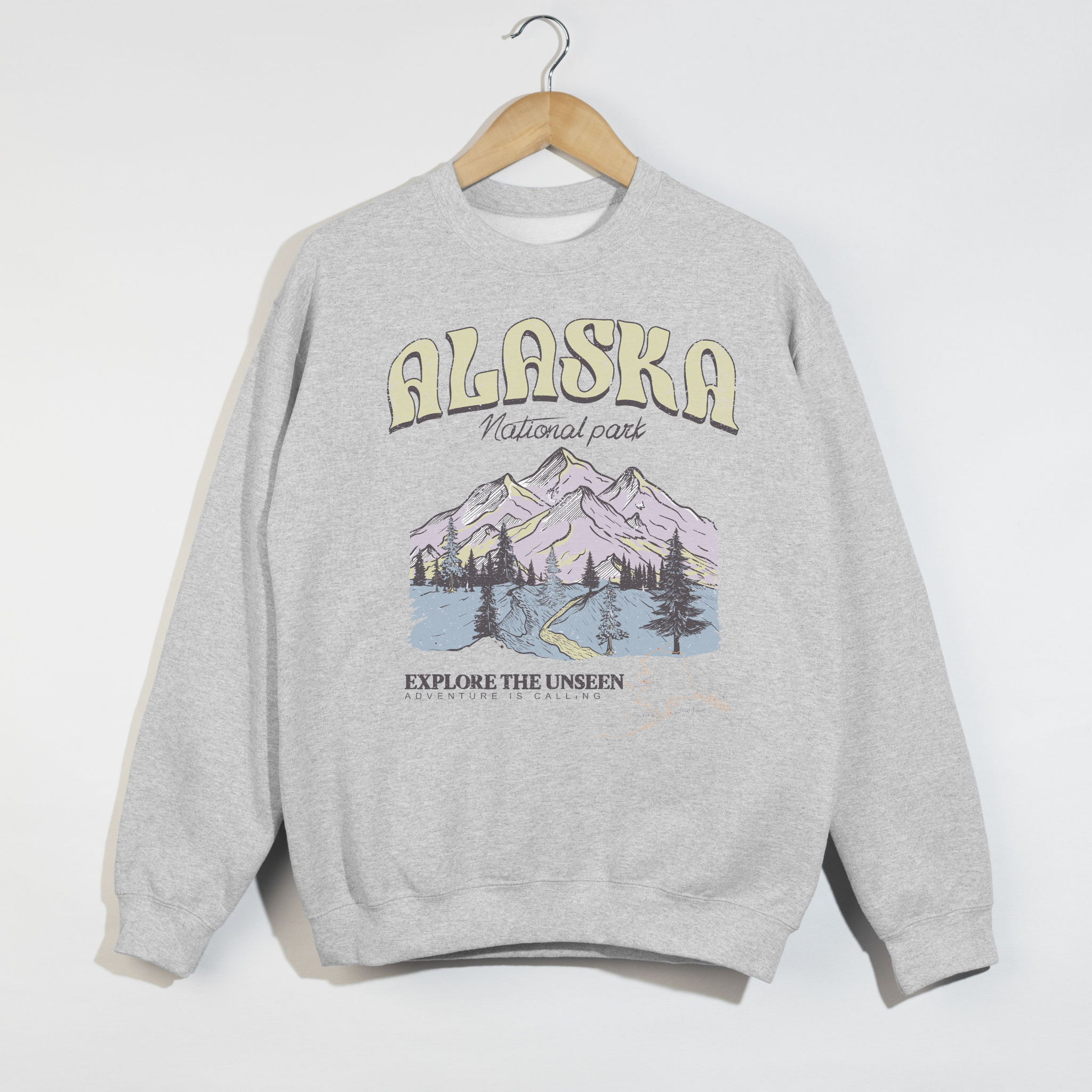Alaska National Park Crewneck Sweatshirt | Vintage Mountain Graphic Sweatshirt