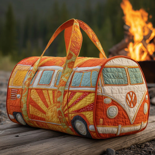 Social Buzz eSIMs quilted travel bag with embroidery, versatile sports and fitness bag for short-distance travel and outdoor activities.